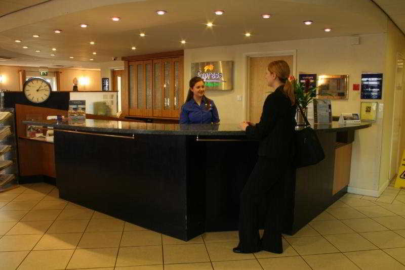 Holiday Inn Express Peterborough, An Ihg Hotel מראה פנימי תמונה